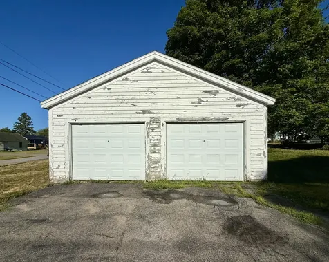 7 Broadway Street Eastport ME 04631