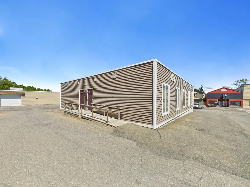 67 Main Street Van Buren ME 04785