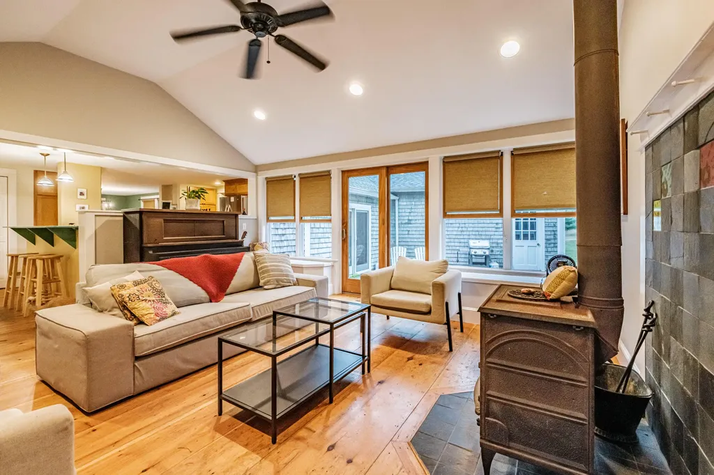 466 Ledge Road Yarmouth ME 04096