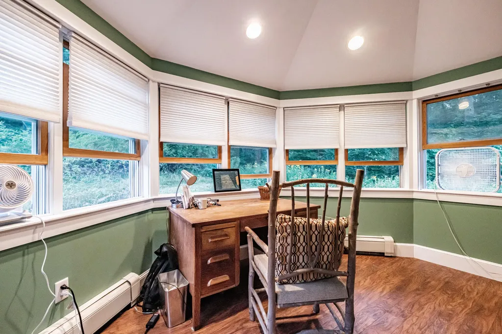 466 Ledge Road Yarmouth ME 04096