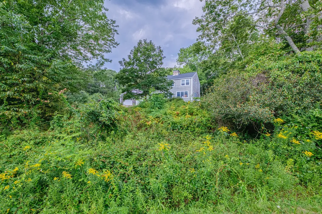 466 Ledge Road Yarmouth ME 04096
