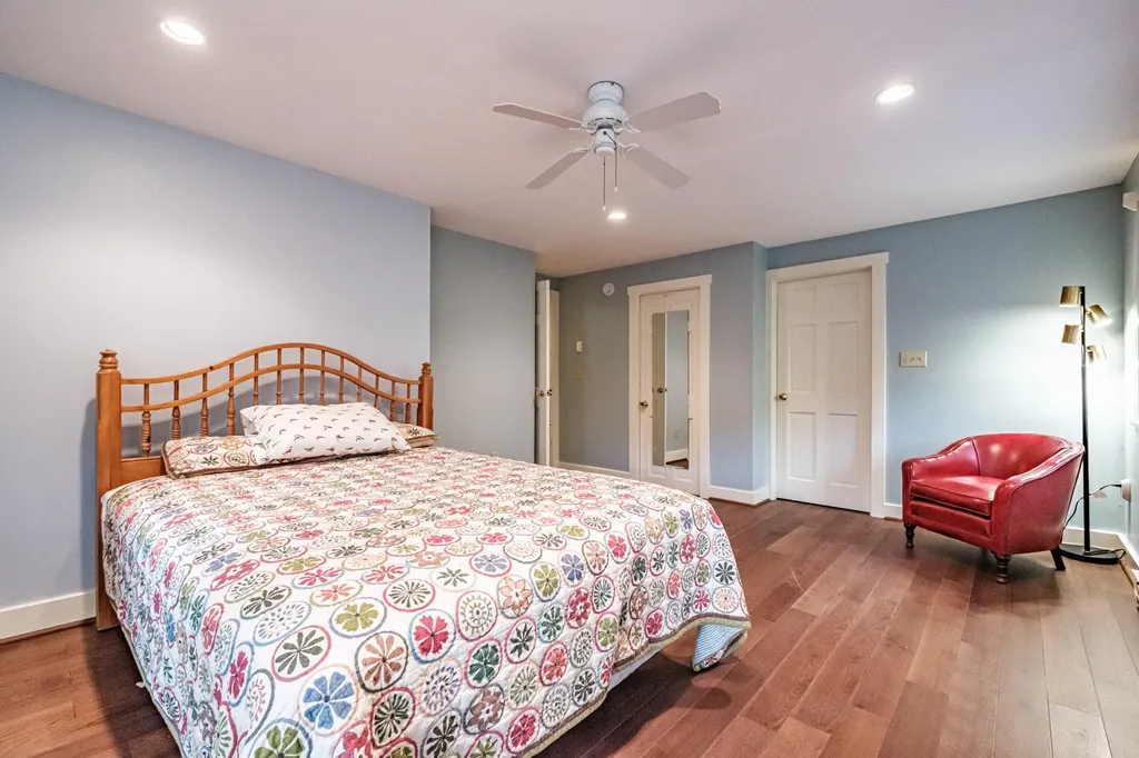 466 Ledge Road Yarmouth ME 04096