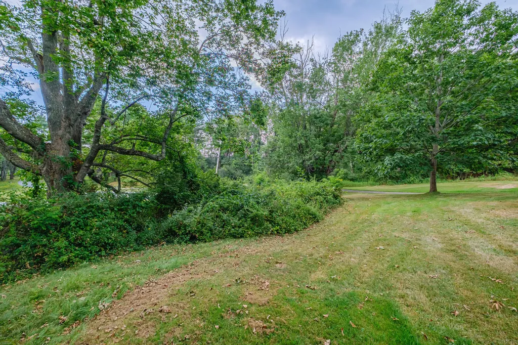 466 Ledge Road Yarmouth ME 04096