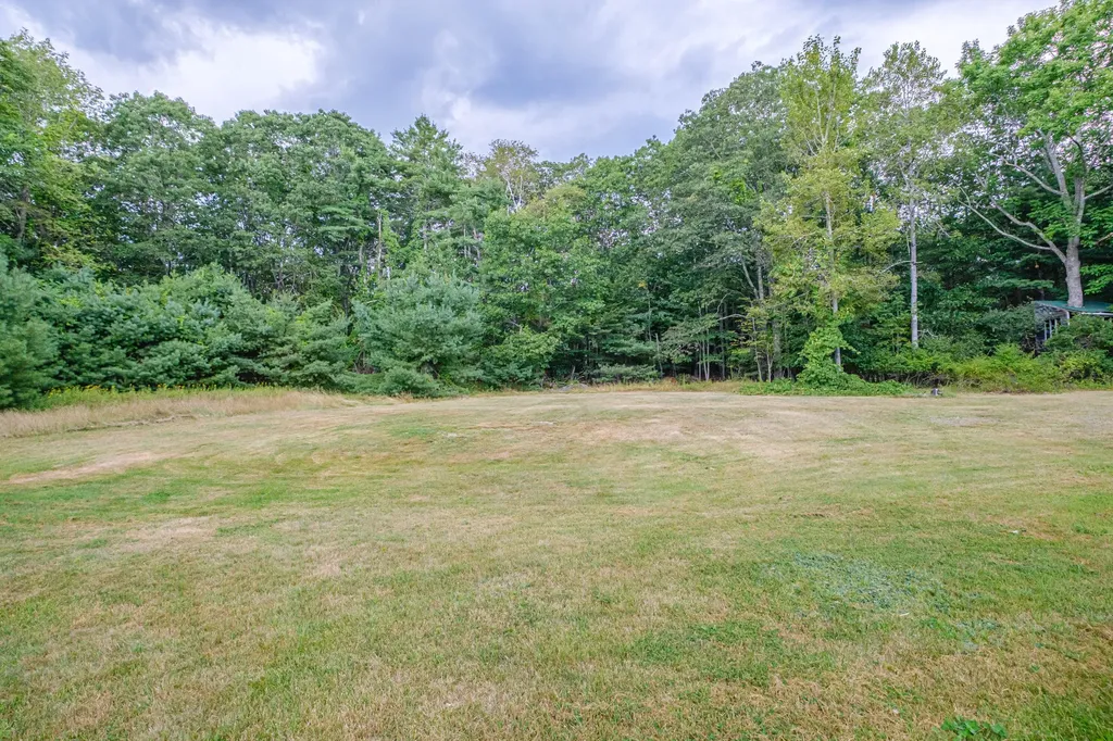 466 Ledge Road Yarmouth ME 04096