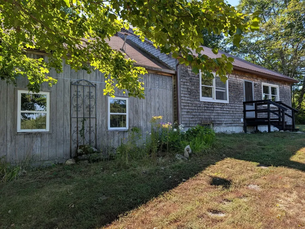 20 Snow Village Road Liberty ME 04949