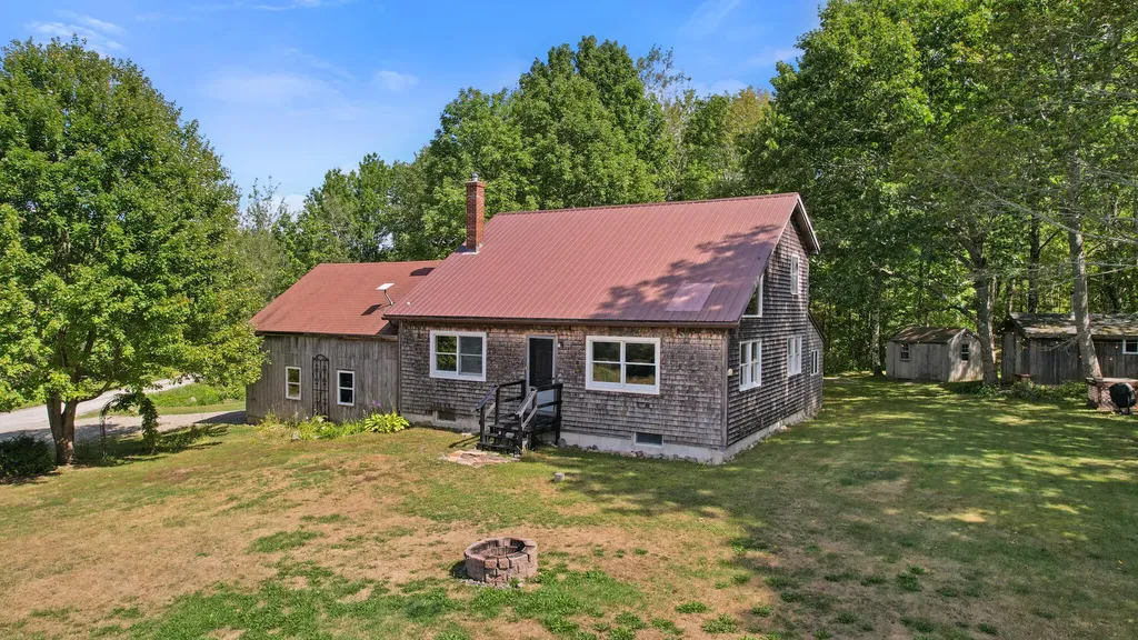 20 Snow Village Road Liberty ME 04949