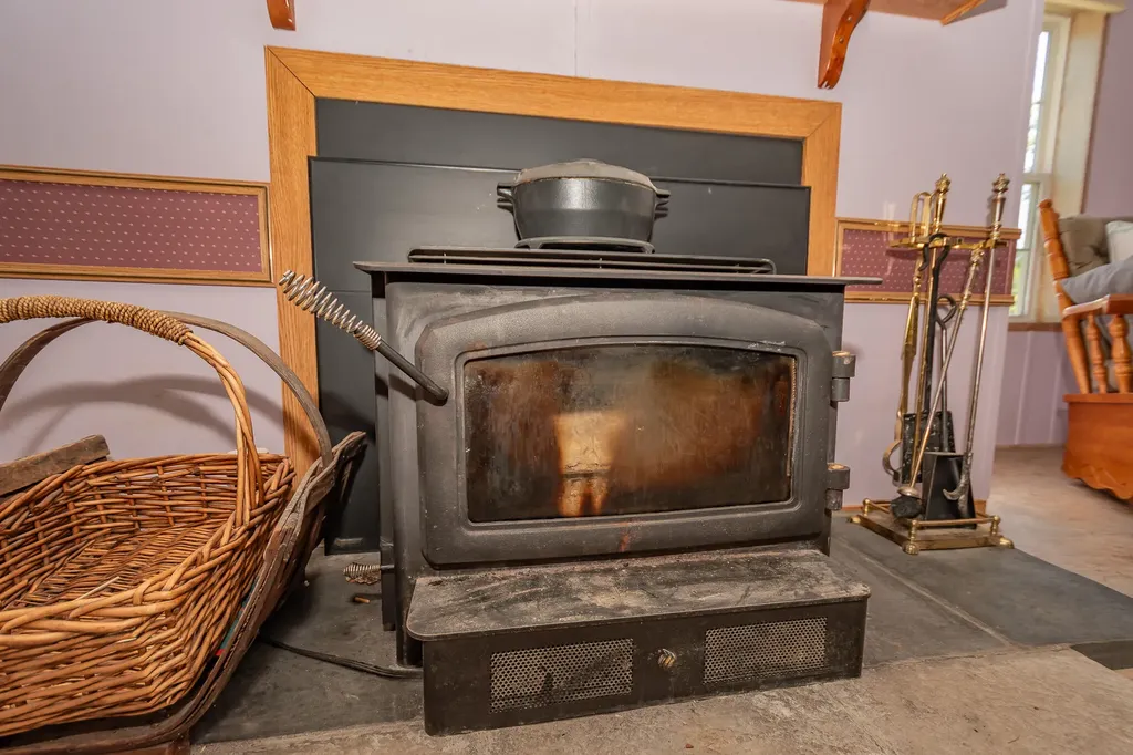 490 Essex Street Dover-foxcroft ME 04426