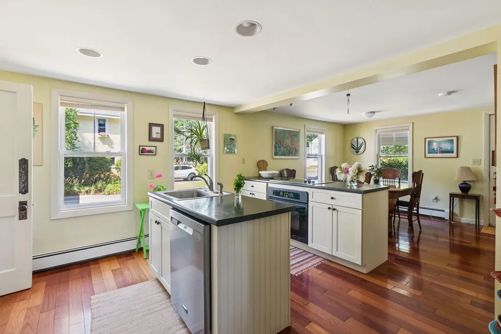 36 Longfellow Avenue Brunswick ME 04011