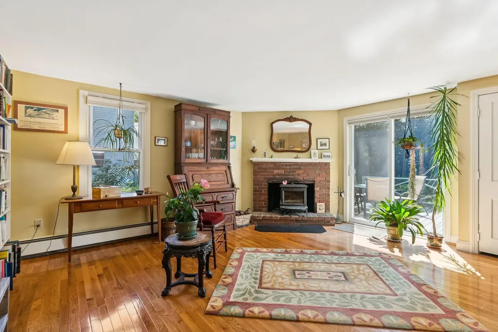 36 Longfellow Avenue Brunswick ME 04011