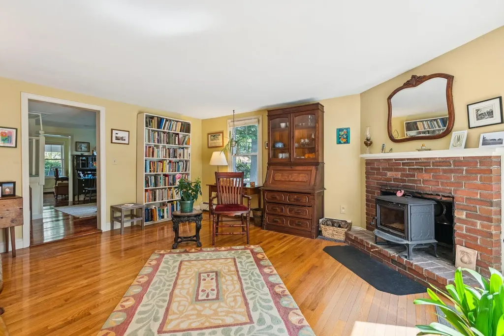 36 Longfellow Avenue Brunswick ME 04011