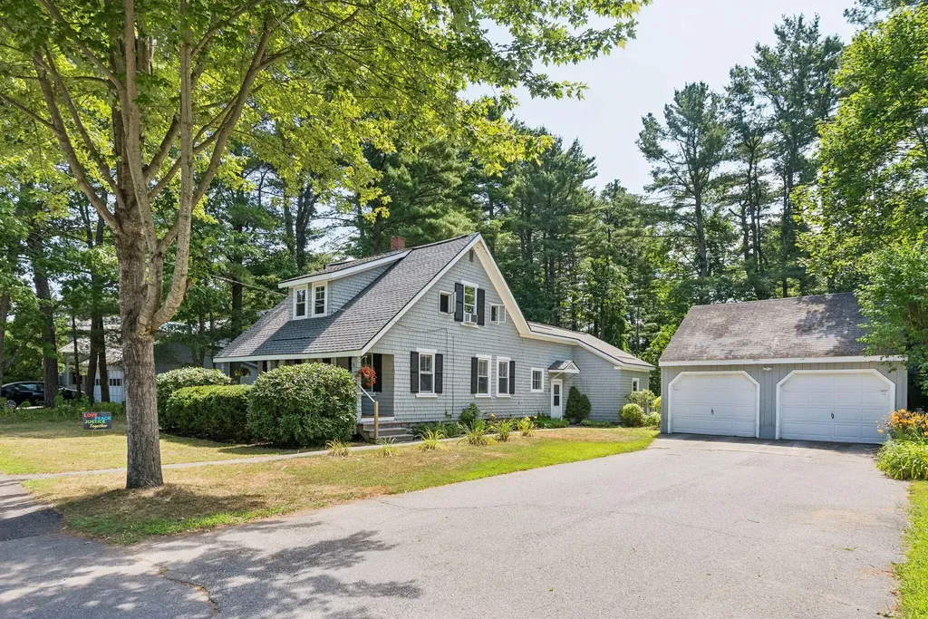 36 Longfellow Avenue Brunswick ME 04011