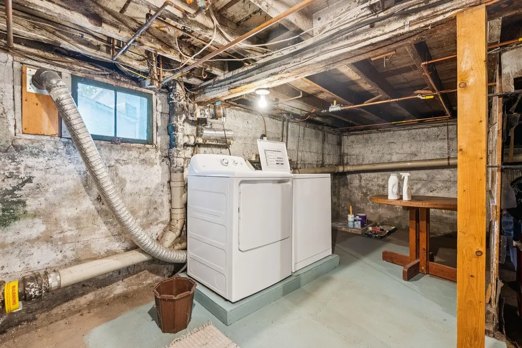 36 Longfellow Avenue Brunswick ME 04011