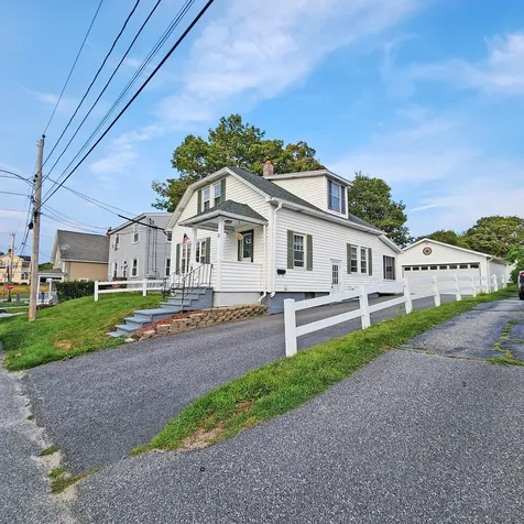 21 Moody Street Lewiston ME 04240