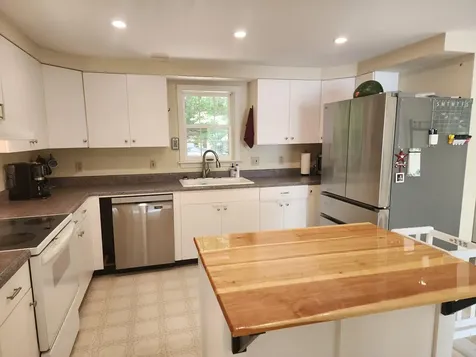 56 Logan Circle Waterboro ME 04030