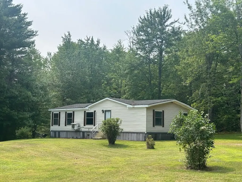 116 New England Road Searsmont ME 04973