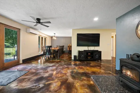 15 Goodrich Lane Winslow ME 04901