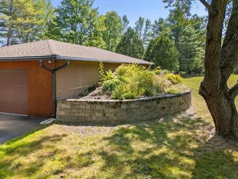 15 Goodrich Lane Winslow ME 04901