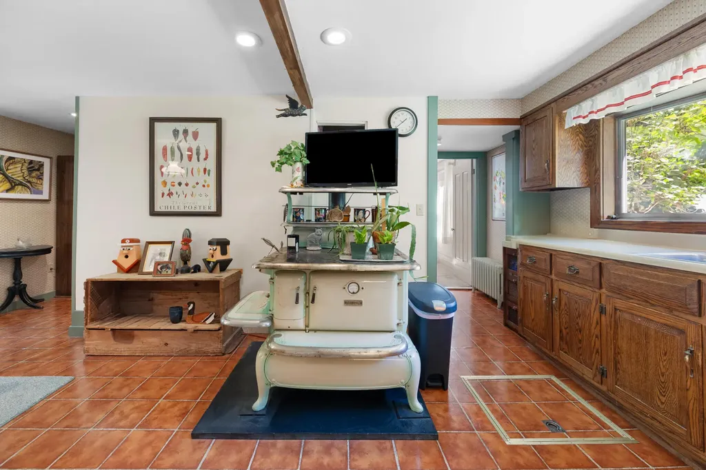55 High Street Milbridge ME 04658