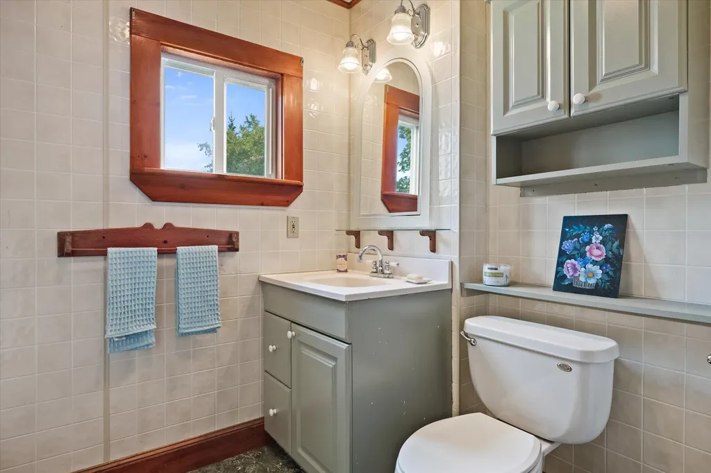 30 Munroe Street Bangor ME 04401