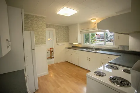 139 Fourteenth Street Bangor ME 04401