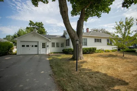 139 Fourteenth Street Bangor ME 04401