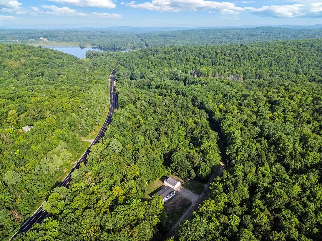 22 Old Route 133 Winthrop ME 04364