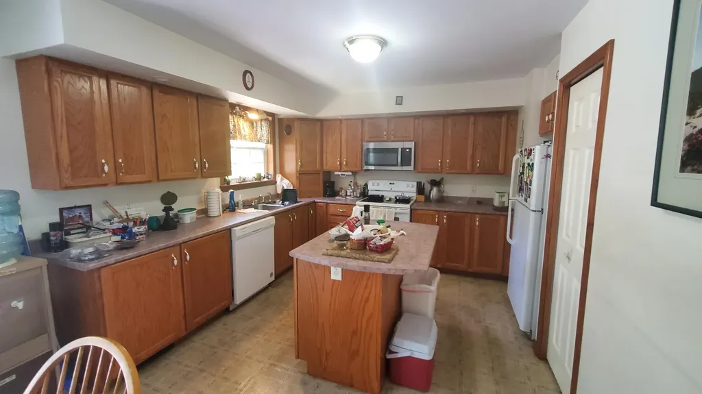 41 Dana Drive Bangor ME 04401