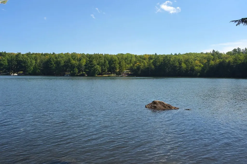 305 Peacepipe Drive Litchfield ME 04350