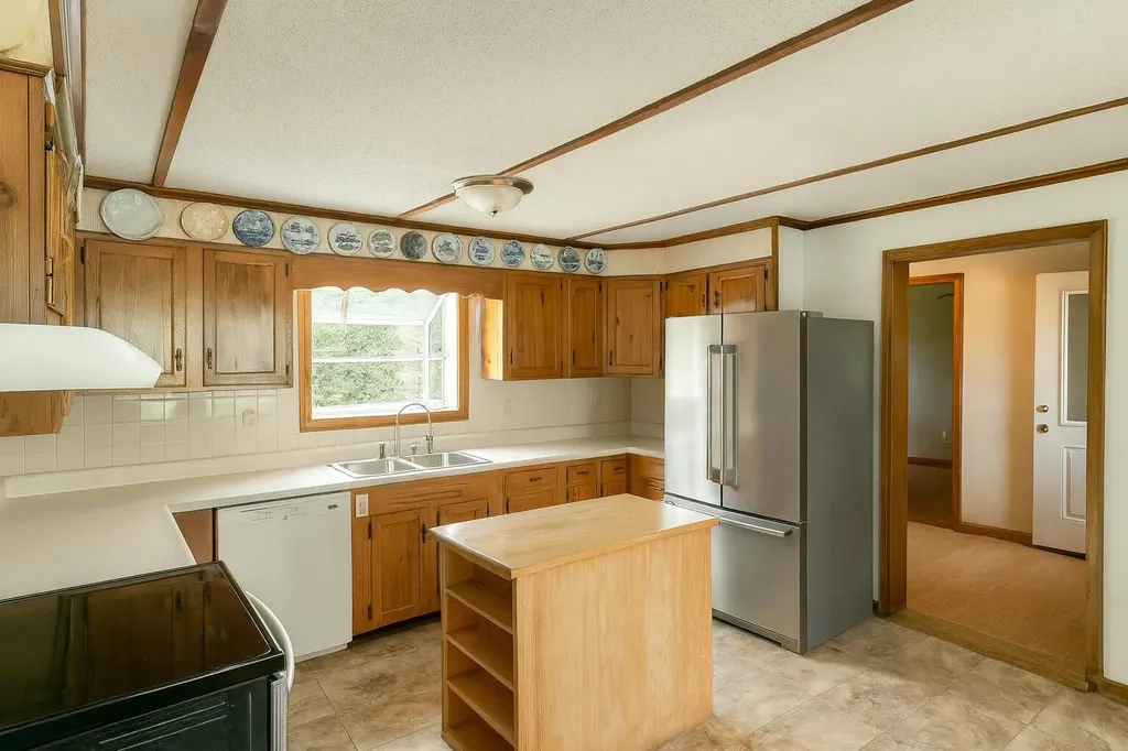 305 Peacepipe Drive Litchfield ME 04350