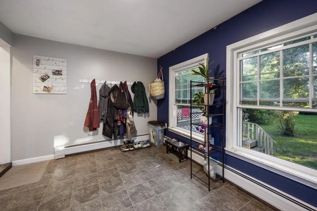 8 Grove Street Newport ME 04953