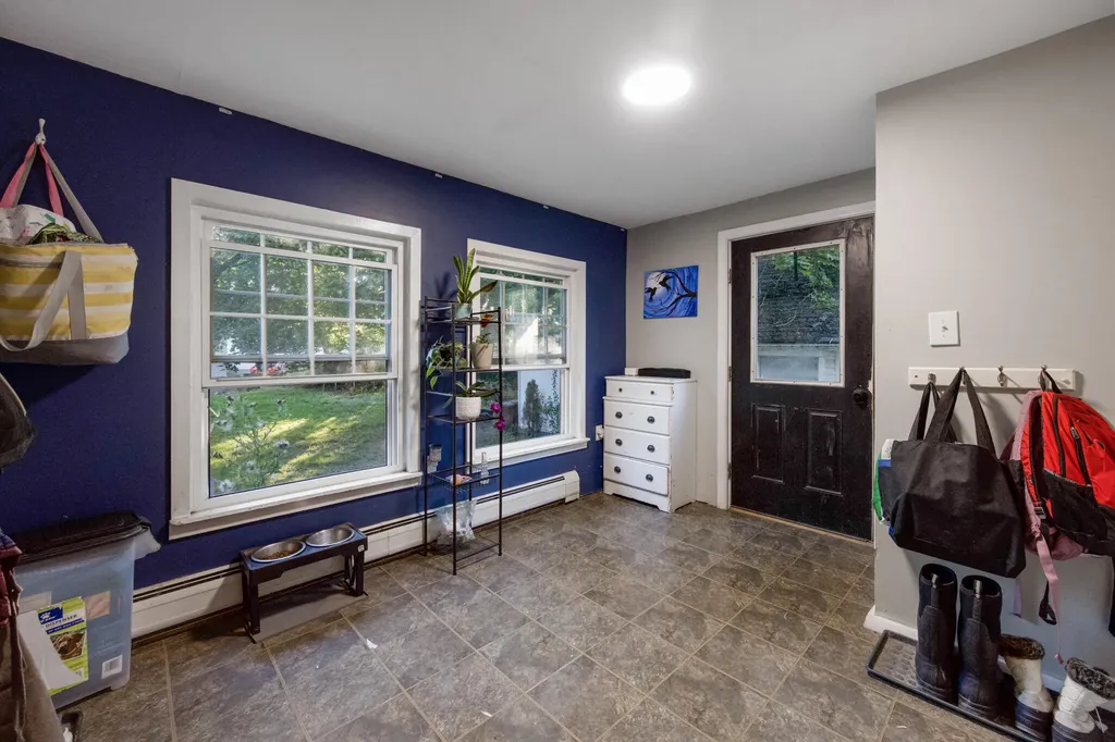 8 Grove Street Newport ME 04953