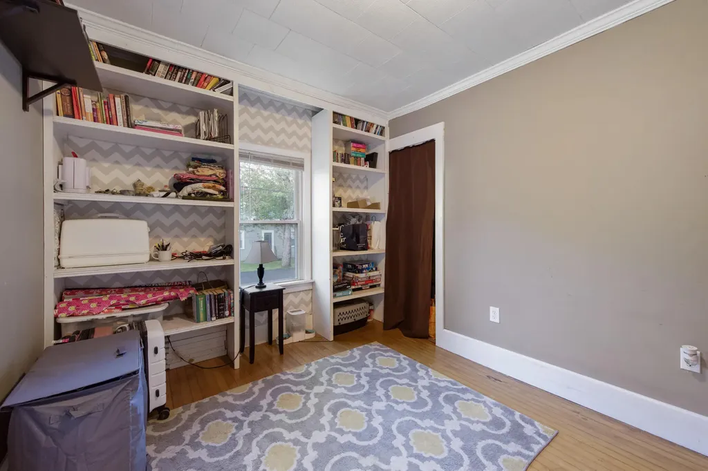 8 Grove Street Newport ME 04953