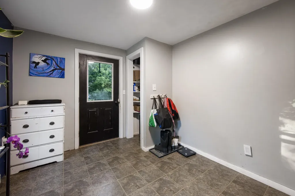 8 Grove Street Newport ME 04953