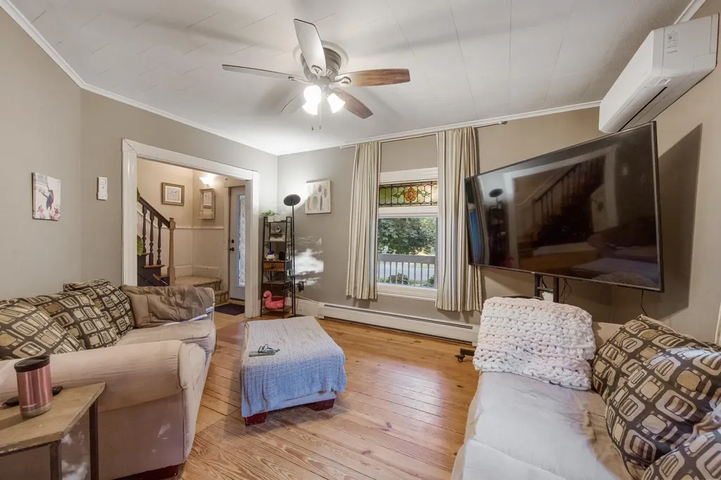 8 Grove Street Newport ME 04953