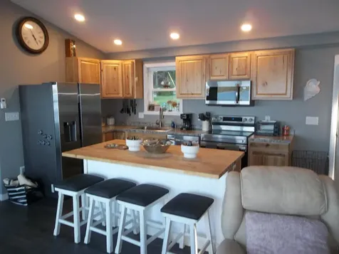 12 Dochet Lane Robbinston ME 04671