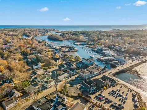 30 Dock Square Kennebunkport ME 04046