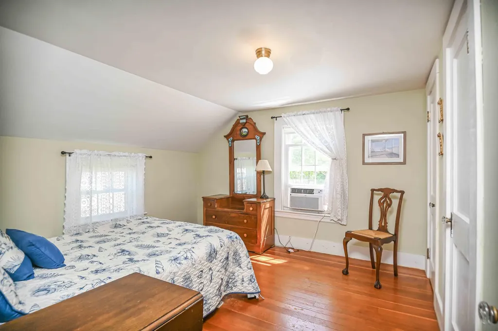 80 Main Street York ME 03909