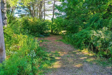 95 Bayside Road Northport ME 04849