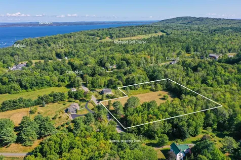 95 Bayside Road Northport ME 04849