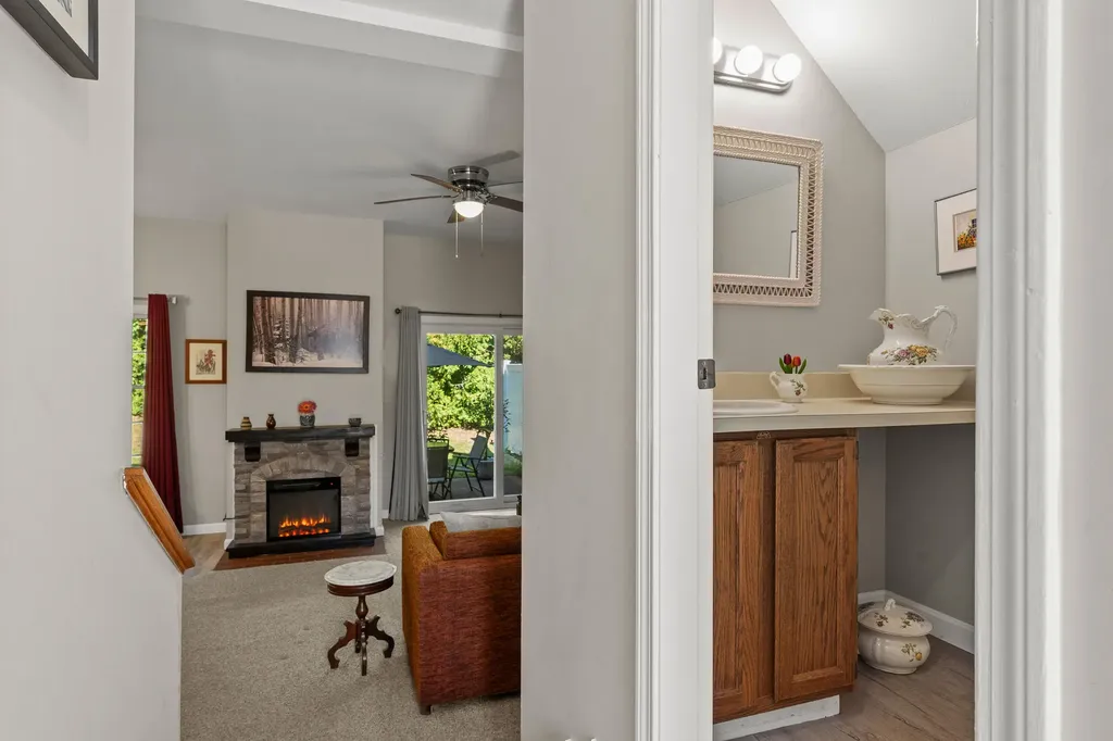 4 Sadler Drive Brunswick ME 04011