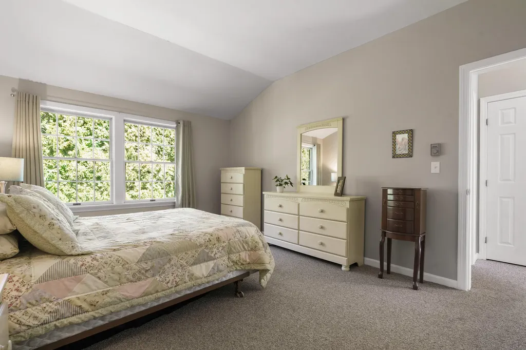 4 Sadler Drive Brunswick ME 04011