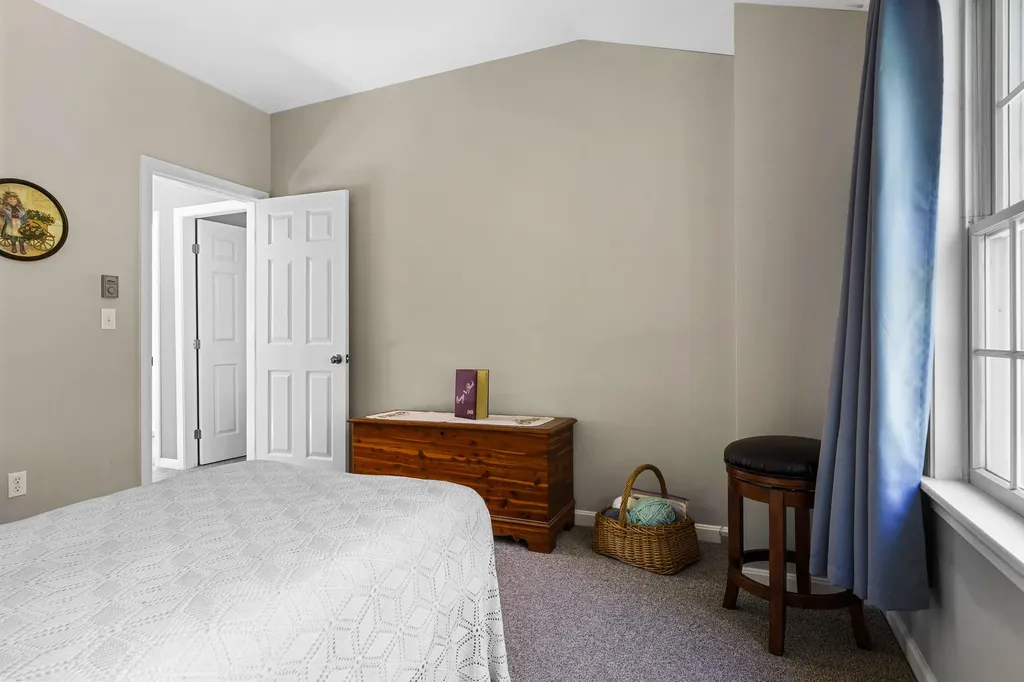 4 Sadler Drive Brunswick ME 04011