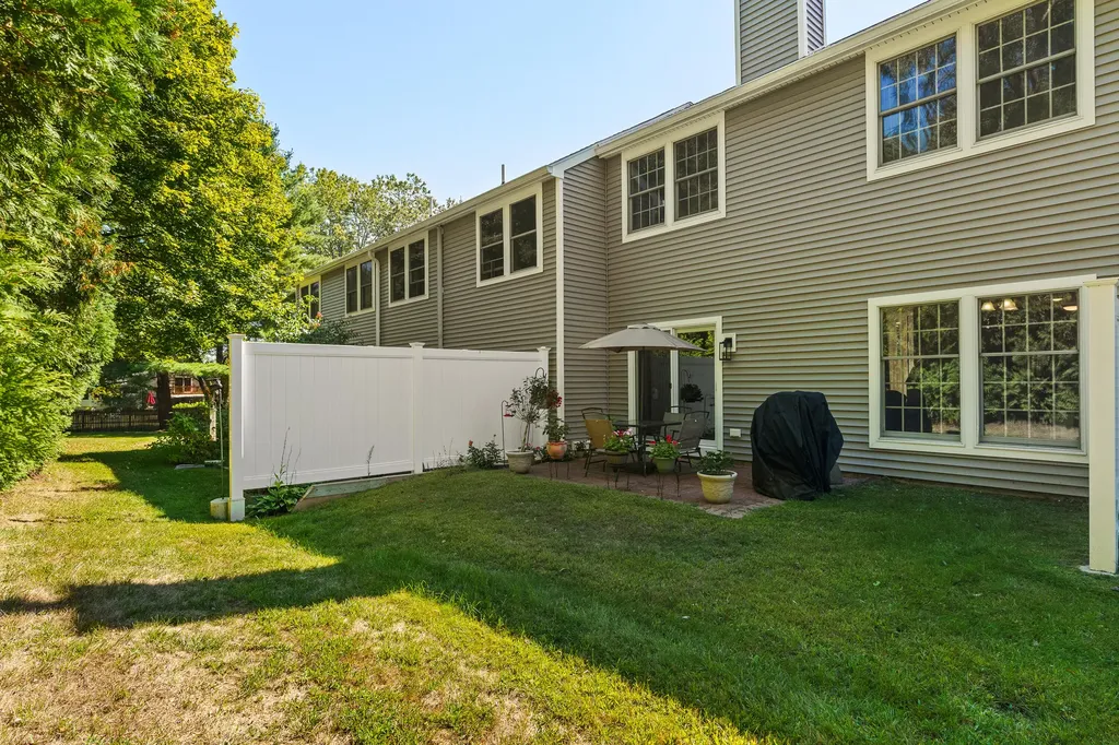 4 Sadler Drive Brunswick ME 04011