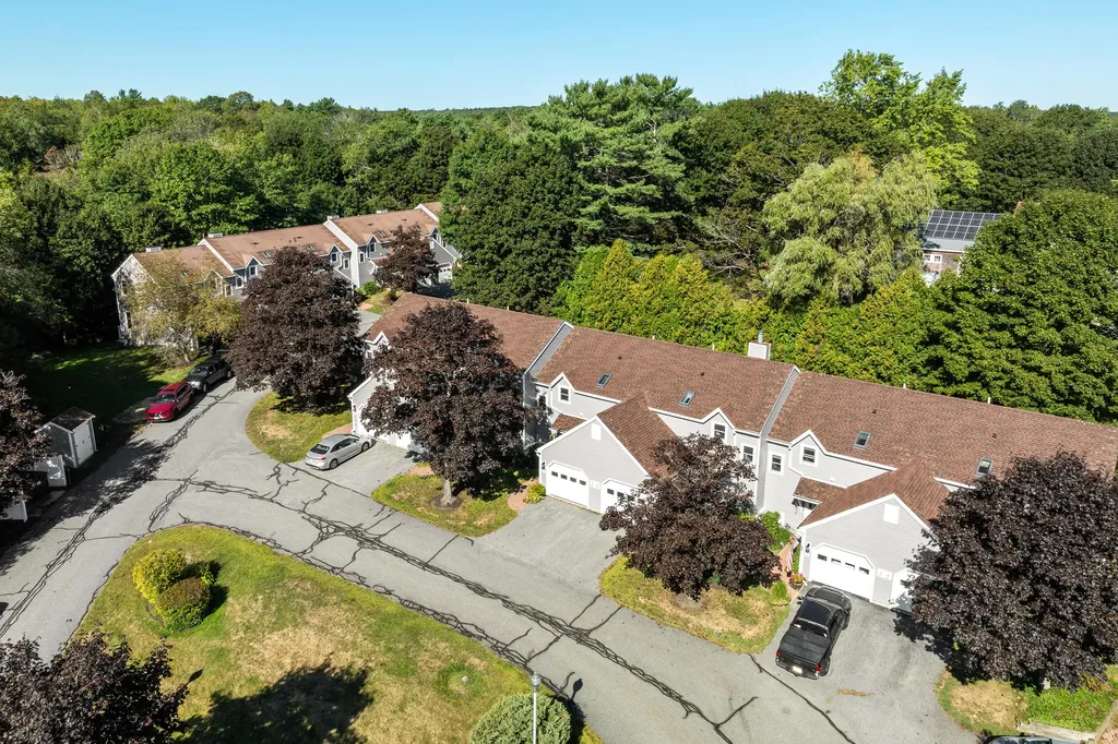 4 Sadler Drive Brunswick ME 04011