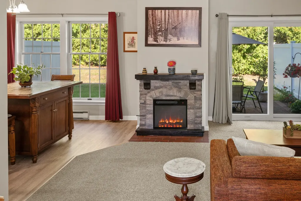 4 Sadler Drive Brunswick ME 04011