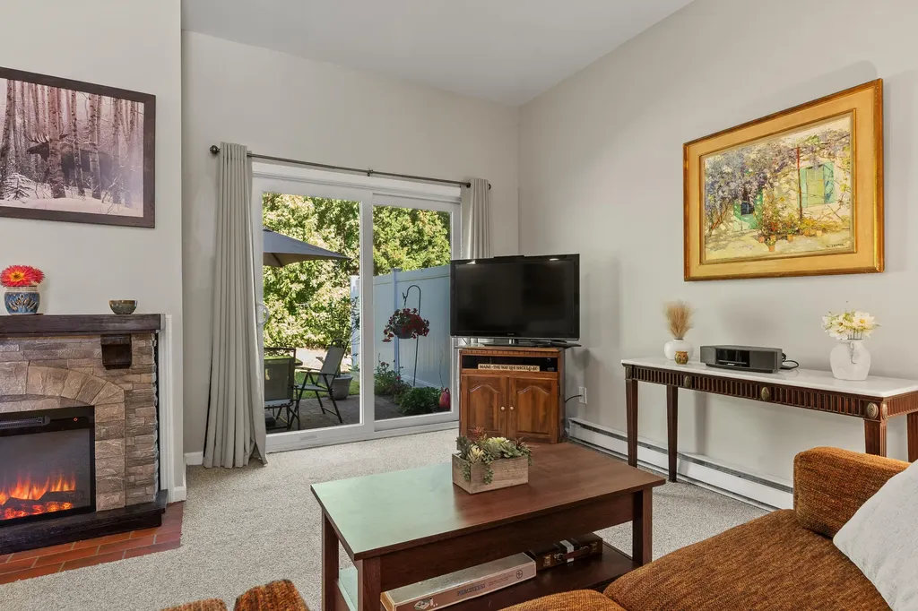 4 Sadler Drive Brunswick ME 04011