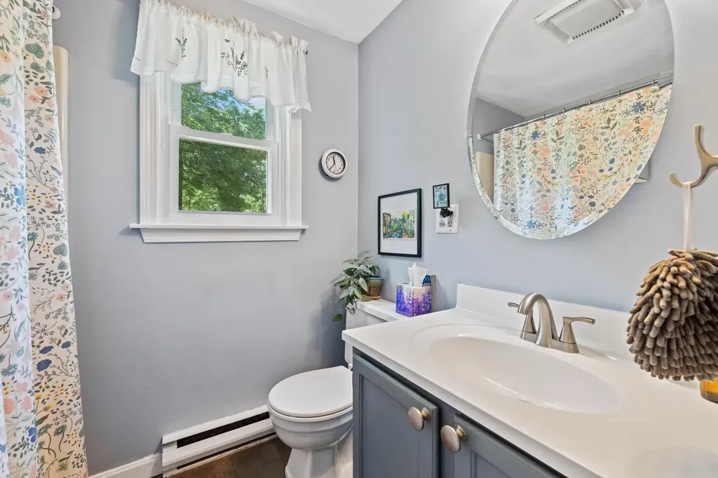 36 Middle Road Kennebunk ME 04043