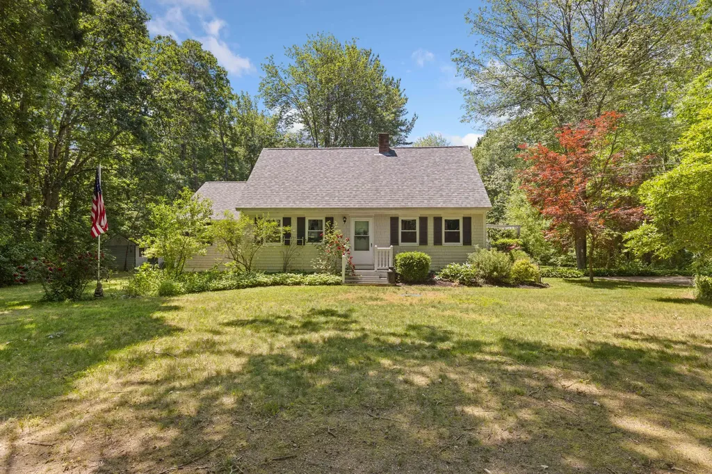 36 Middle Road Kennebunk ME 04043