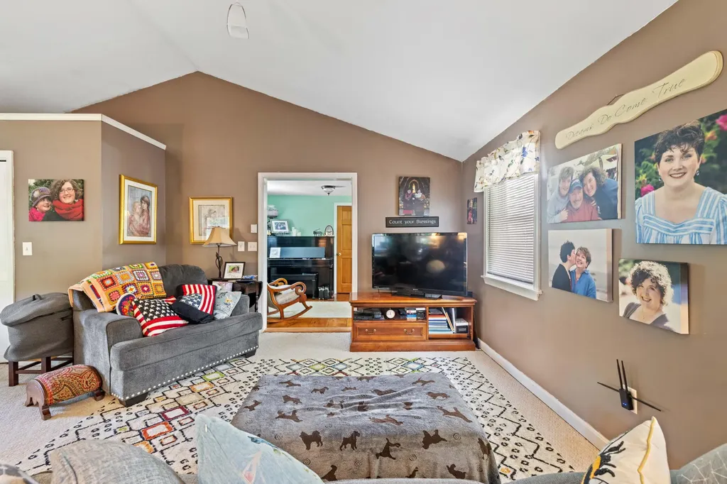 36 Middle Road Kennebunk ME 04043