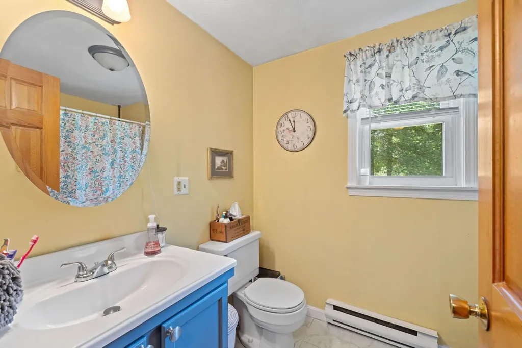 36 Middle Road Kennebunk ME 04043